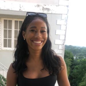 Meet your Posher, Tahira